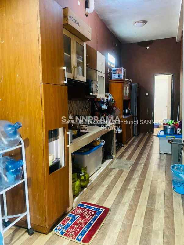 dijual rumah grogol