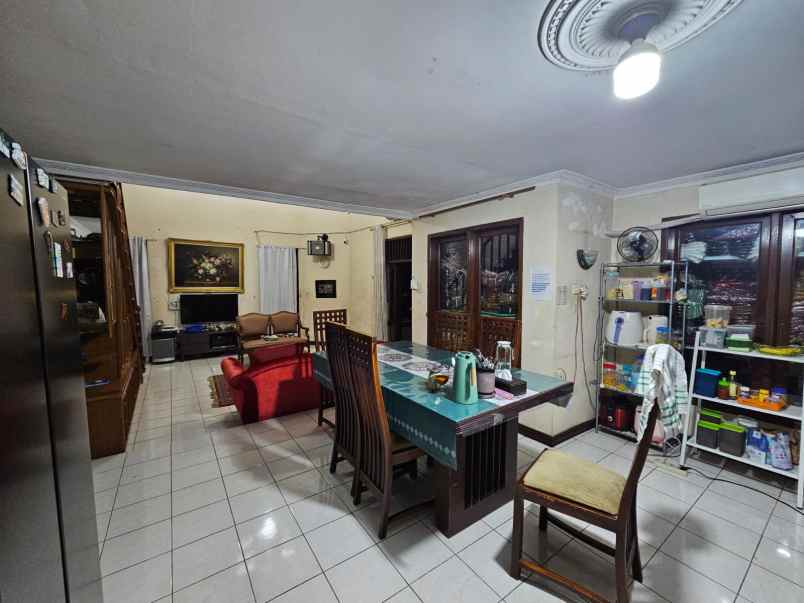 dijual rumah grogol selatan