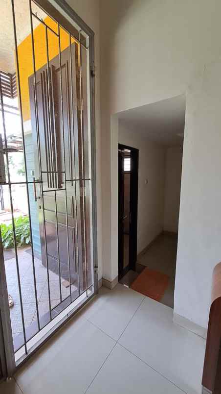 dijual rumah harapan indah cluster