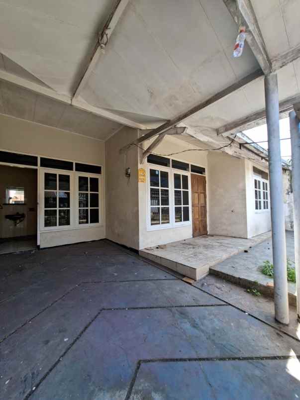 dijual rumah hitung tanah lokasi sulfat kota malang