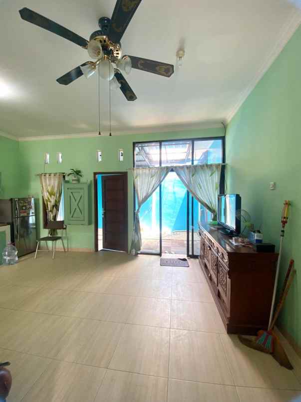 dijual rumah imogiri barat