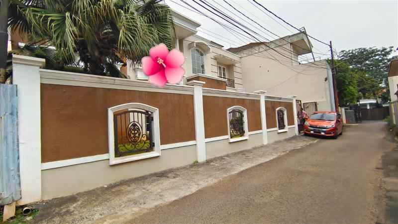 dijual rumah jakarta selatan cilandak