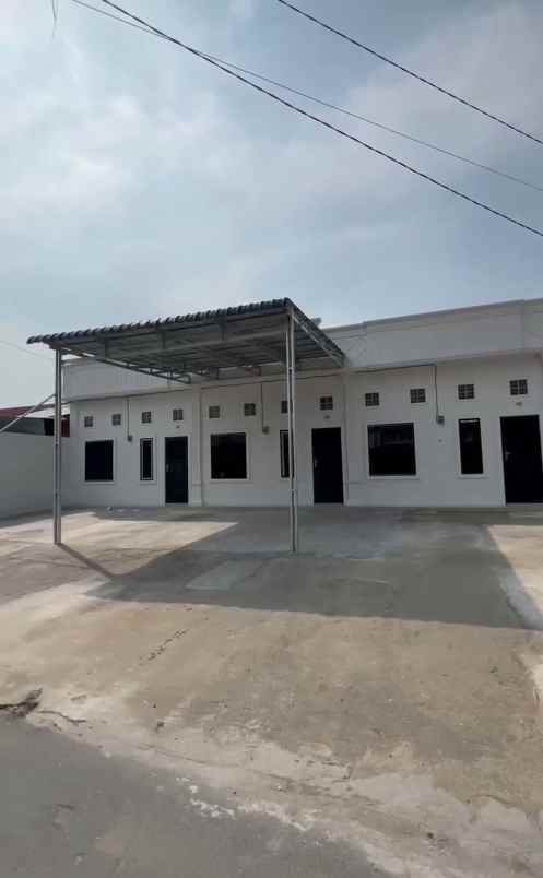 dijual rumah jalan alumunium 1 krakatau