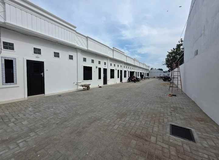 dijual rumah jalan alumunium 1 krakatau