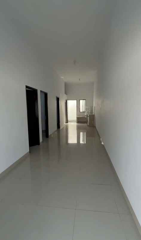 dijual rumah jalan alumunium 1 krakatau