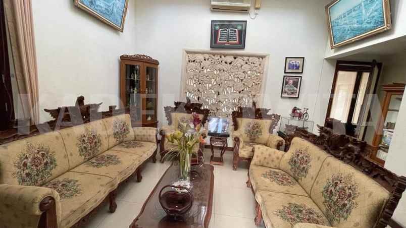 dijual rumah jalan gunung soputan