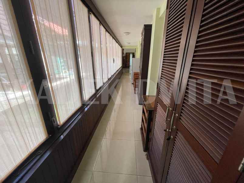 dijual rumah jalan gunung soputan