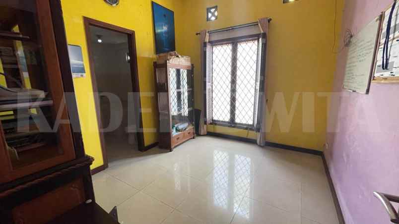 dijual rumah jalan gunung soputan