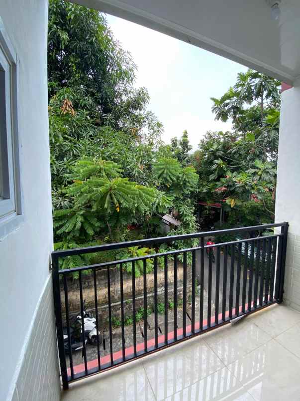 dijual rumah jalan ketapang beji depok