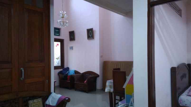 dijual rumah jalan kramat