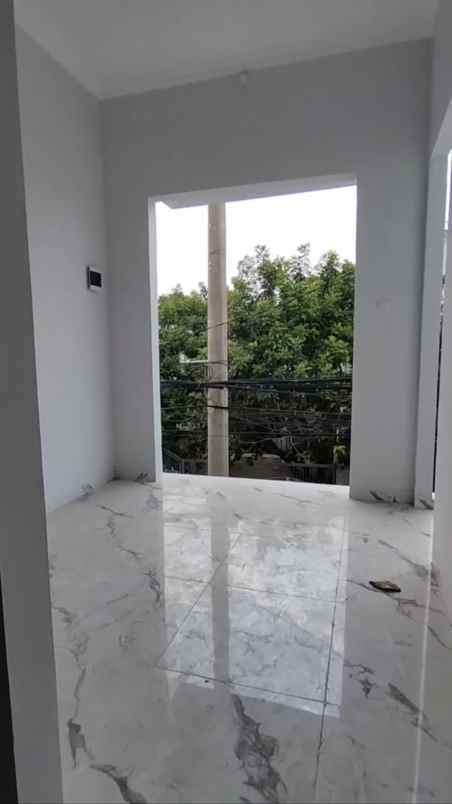 dijual rumah jalan mandor samin