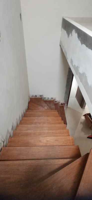 dijual rumah jalan pemuda