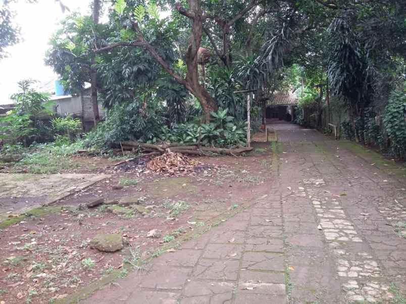 dijual rumah jalan raya brigif ciganjur
