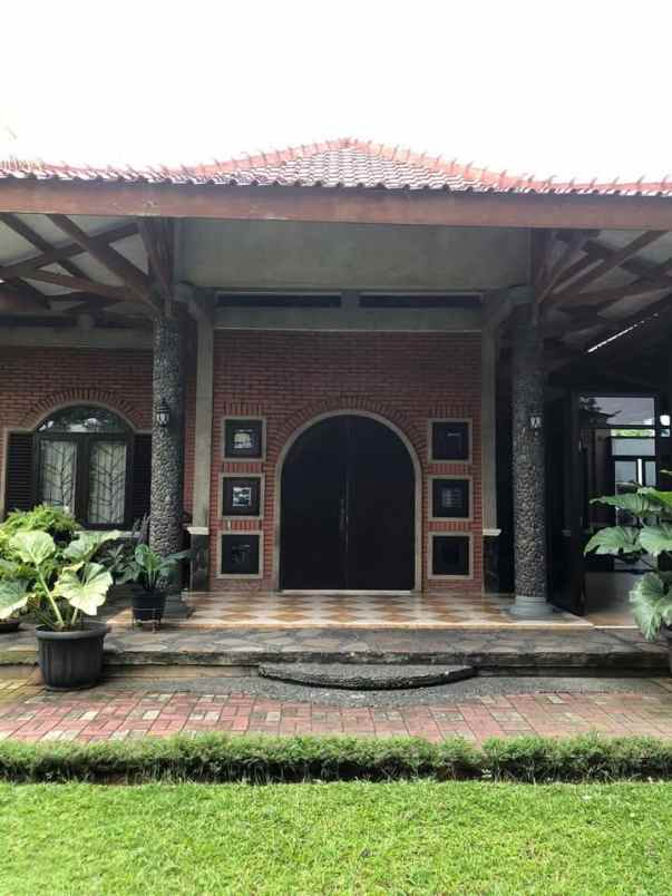 dijual rumah jalan raya cinangka