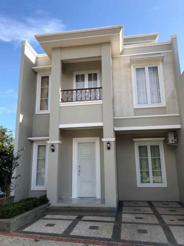 dijual rumah jalan raya jambore no 31