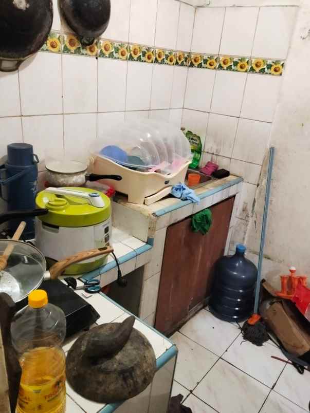 dijual rumah jalan utan bahagia