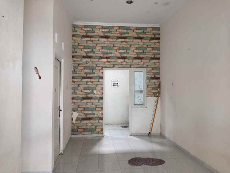 dijual rumah jalan zebra