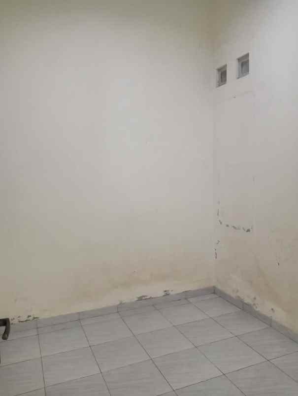 dijual rumah jalan zebra