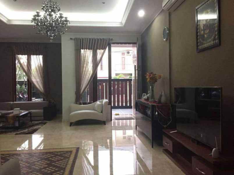 dijual rumah jatiwaringin asri jati