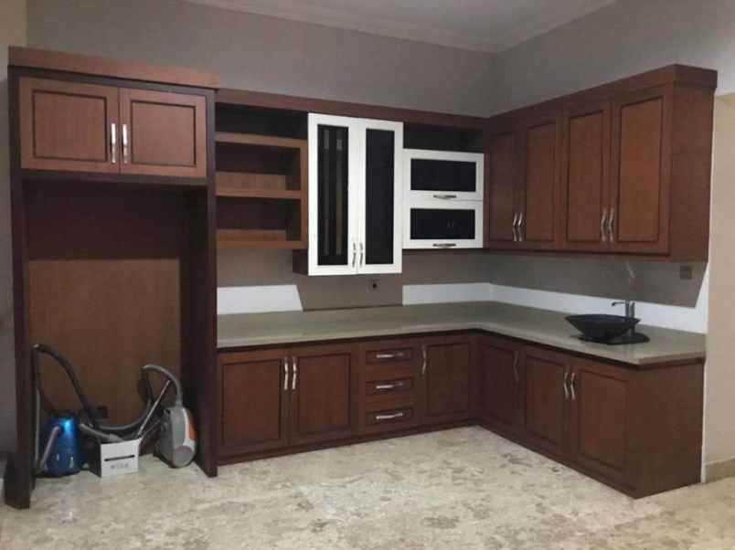 dijual rumah jatiwaringin asri jati