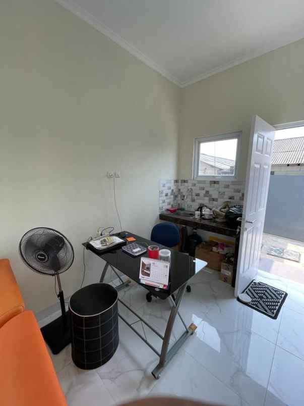 dijual rumah jejalen