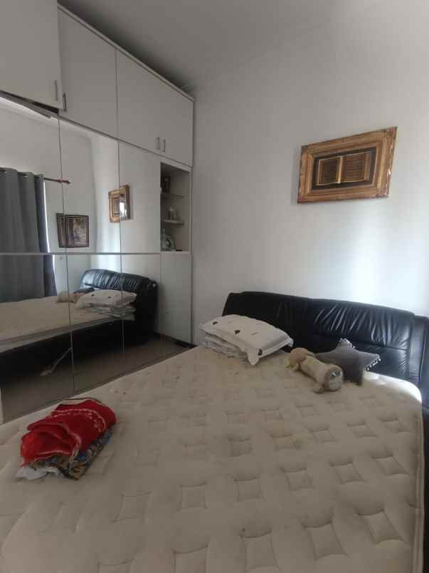 dijual rumah jetis seraten ketintang