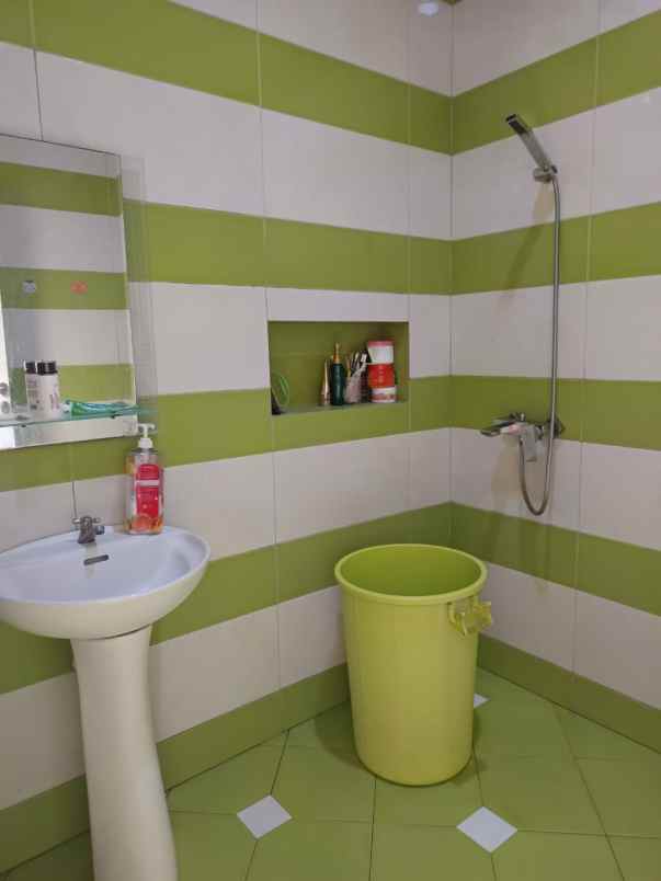 dijual rumah jetis seraten ketintang