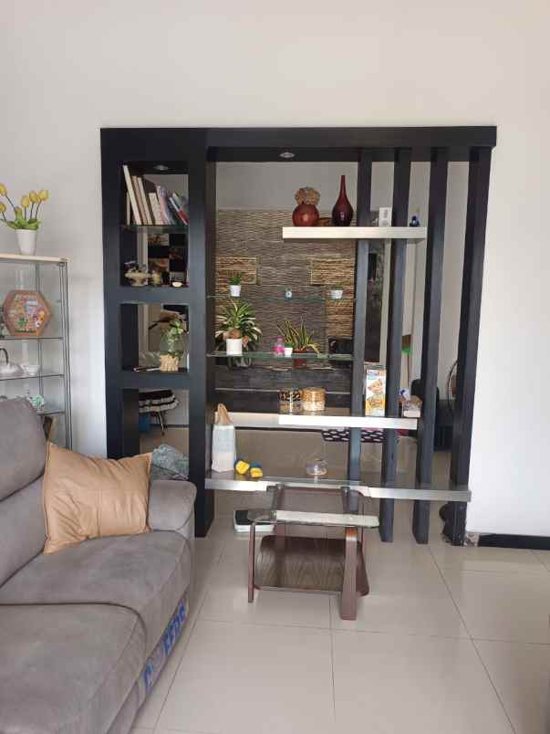 dijual rumah jetis seraten ketintang