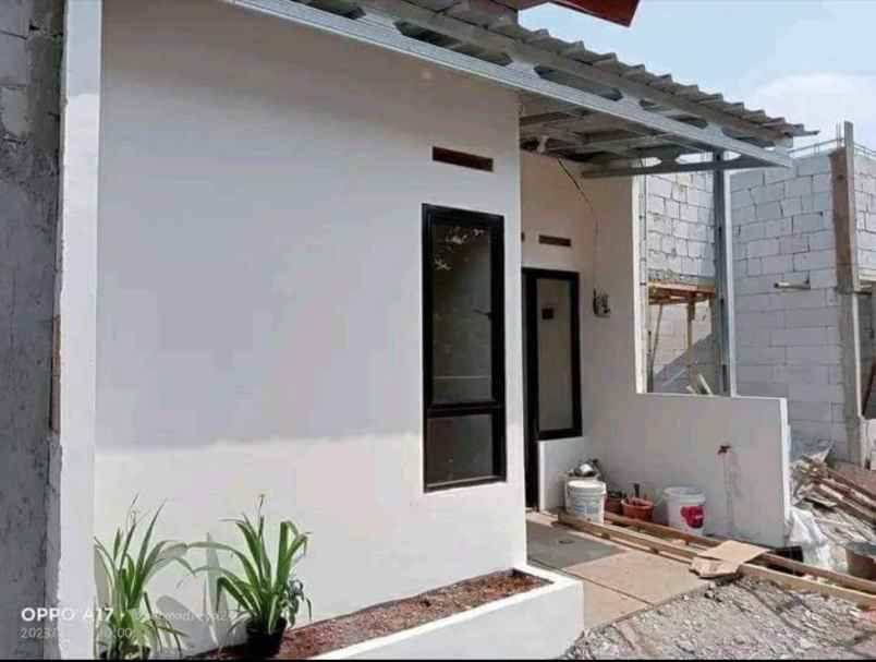 dijual rumah jl alfalah cikaret