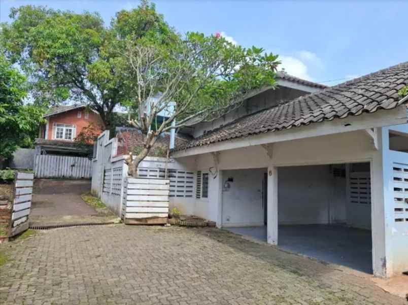 dijual rumah jl andara raya