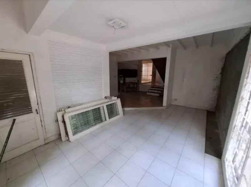 dijual rumah jl andara raya