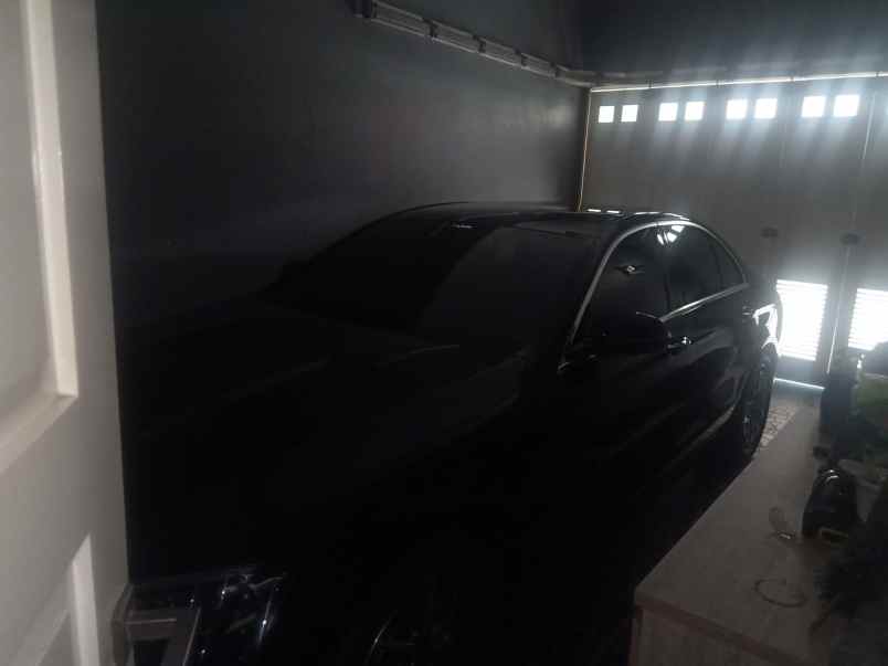 dijual rumah jl bangunan barat kayu