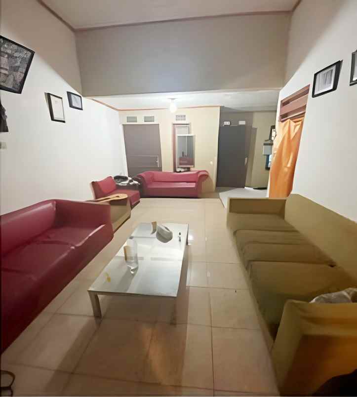 dijual rumah jl bidar v d no 10 kel