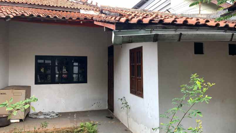 dijual rumah jl caman raya jatibening