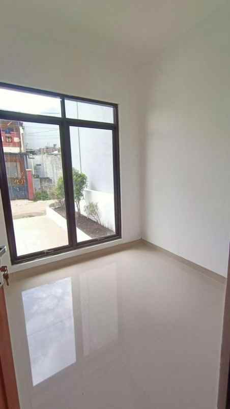 dijual rumah jl ciganitri rahayu