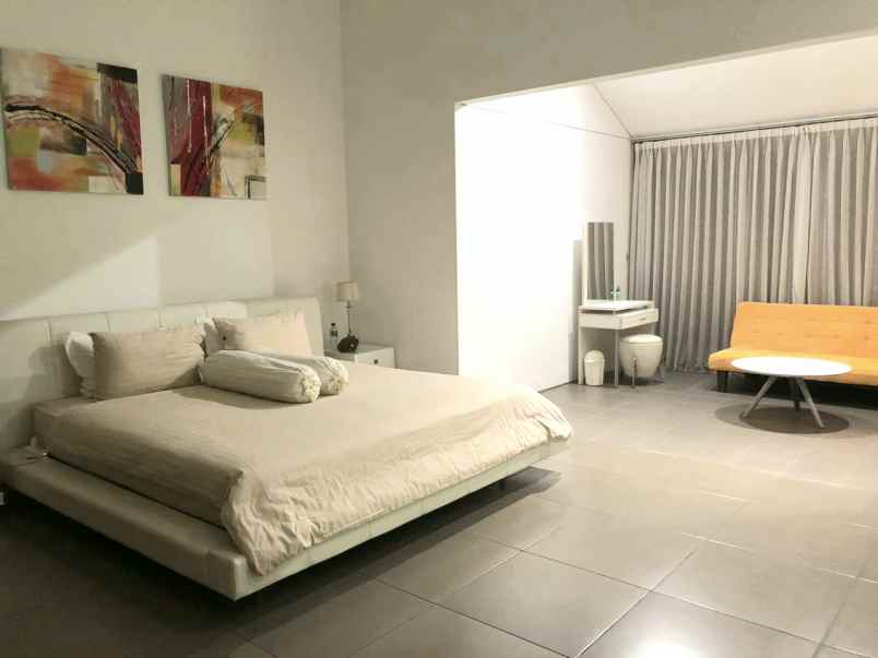 dijual rumah jl dago