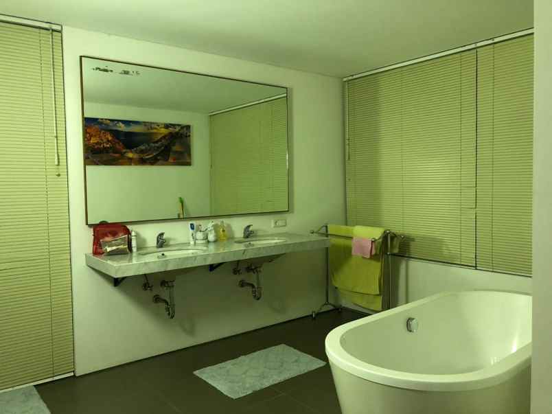 dijual rumah jl dago