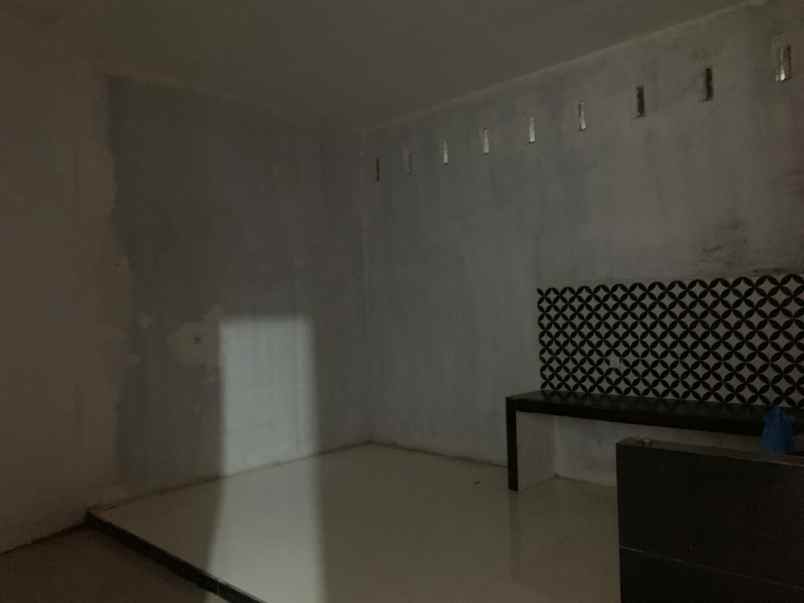 dijual rumah jl di panjaitan karangreja