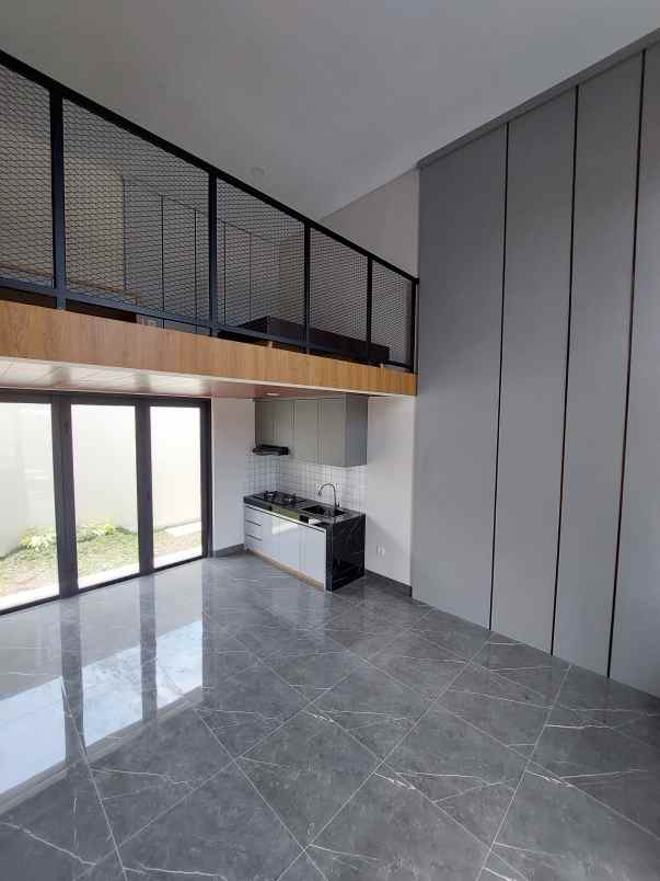 dijual rumah jl godean km 8