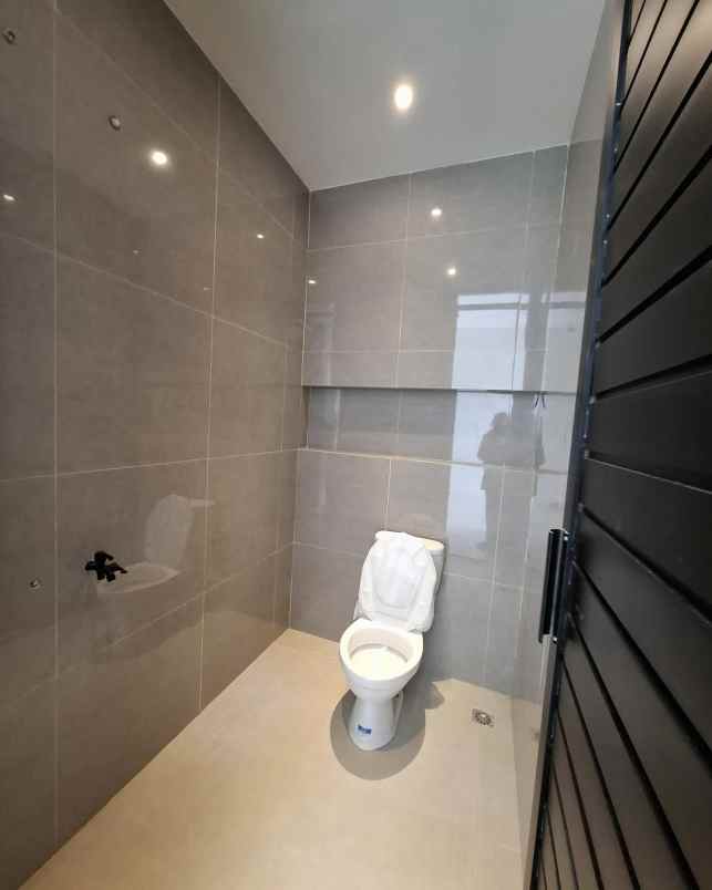 dijual rumah jl kaliurang km 13