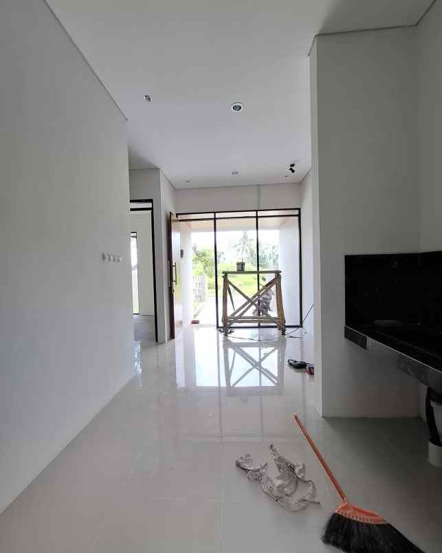 dijual rumah jl kaliurang km 13