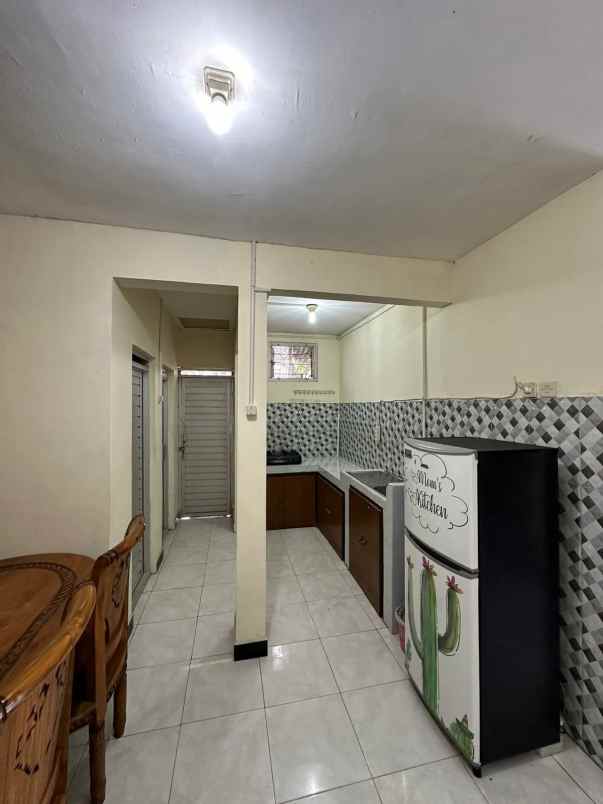 dijual rumah jl kaliurang km 7