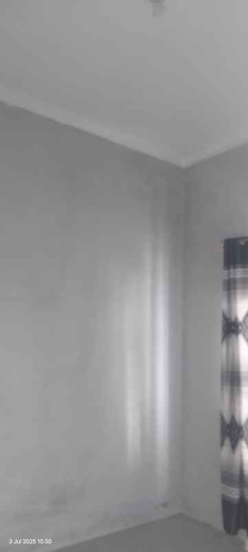 dijual rumah jl kartama