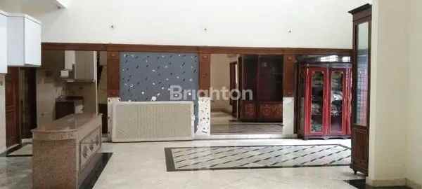 dijual rumah jl kemang timur mampang
