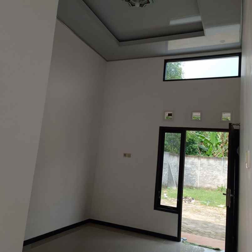 dijual rumah jl mangunkarso no 48 toyoresmi