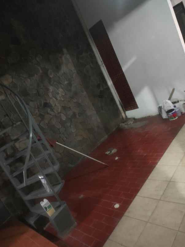 dijual rumah jl pangkur gamelan kinanti