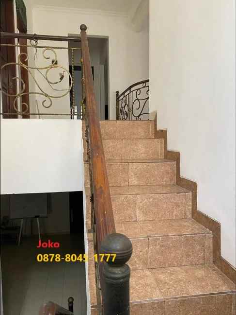 dijual rumah jl pemuda