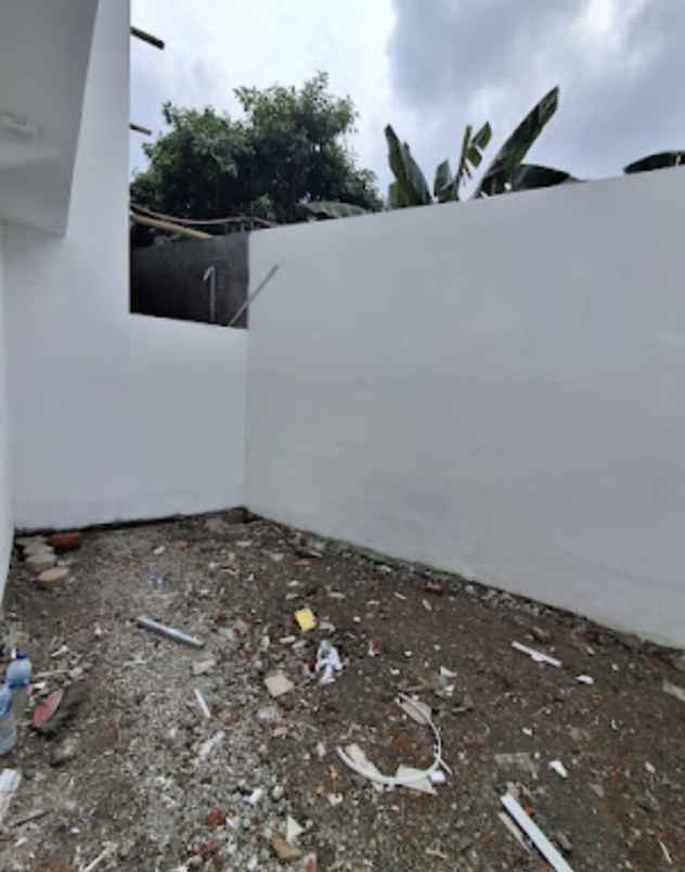 dijual rumah jl pertukangan utara