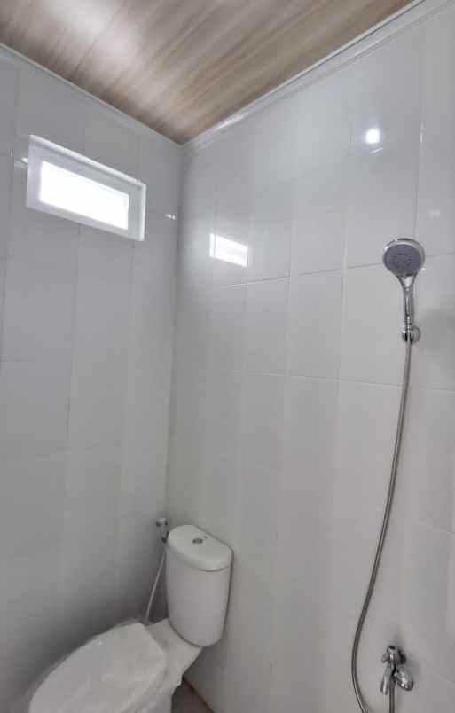 dijual rumah jl pertukangan utara