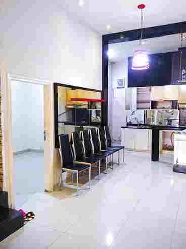 dijual rumah jl r h a arifai tjek yan